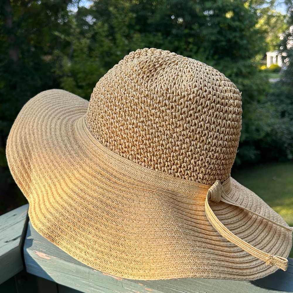Woman’s sun hat